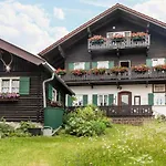 Lengdobler - Burgi Appartement