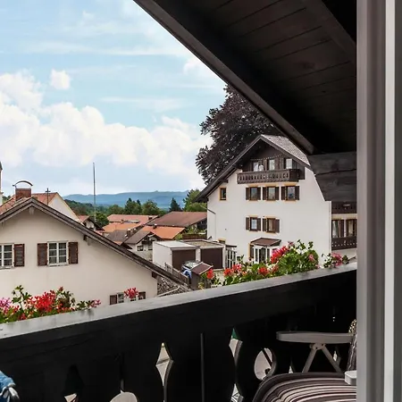 Lengdobler - Burgi Apartament