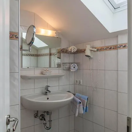 Lengdobler - Burgi Apartament